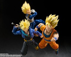 Bandai S.H.Figuarts Dragon Ball Z Super Saiyan Vegeta (Dangerous Pride) Figure