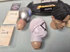 🔥 Hot Toys 20th Century Boys “The friend” 1/6 All Accessories