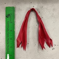 KC-SFL-RED: 1/12 scale Long Red Fabric Wired Scarf (No figure)
