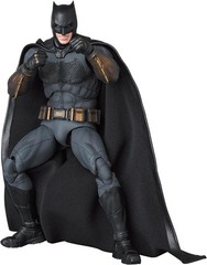 [OPEND] Zack Snyder’s Justice League: Batman MAFEX Action Figure, From U.S