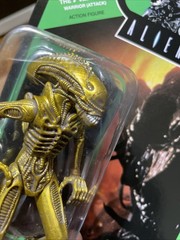 THE ALIEN WARRIOR ATTACK ACTION FIGURE XENOMORPH 4in NEW SUPER 7 REACTION FIGURE