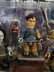 NIB 2003 Mezco Mez-Itz Army of Darkness ASH/EVIL ASH/POSSESSED WITCH Figures