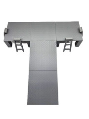 1:18 Scale Miniature Workshop Display Ramp, Ladders & Diamond Plate Ramp 4 inch