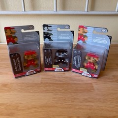 Nintendo JAKKS 2.5” 8-Bit Mario Bundle Set of 3 NEW SEALED CLASSIC STAR POWER