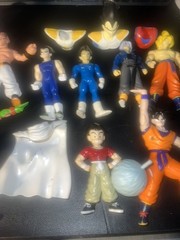 17 Dragon Ball Z DBZ Action Figures Lot 1989-2000 Various Years And Brands