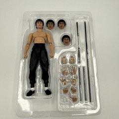 Bandai S.H.Figuarts – Bruce Lee Action Figure Tamashii Nation US SELLER