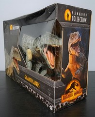 Mattel Giganotosaurus Jurassic World Hammond Collection 1/18 scale figure *MIB*