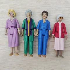 4pcs 3.75″ Golden Girls Retro Action Figures Rose Dorothy Blanche Sophia Figure