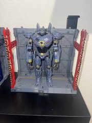 NECA Pacific Rim Striker Eureka Jaeger 7″ Action Figure