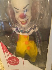 Mercy Mds Mega Sclae Pennywise It 1990 White Box Tim Curry Figure