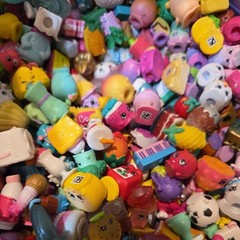 (30pcs) Shopkins Random Surprise Lot of 30 Figures- No Duplicates – Mix Seasons!