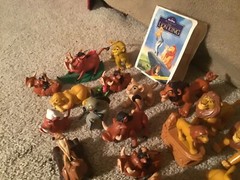 Mixed Lot of 32 LION KING Toy Figures Mufasa Simba Scar Pumbaa Timon & More
