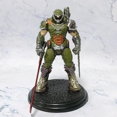 21cm Doom Slayer Eternal Action Figure Collectible PVC Model Statue DOOM Game Fi