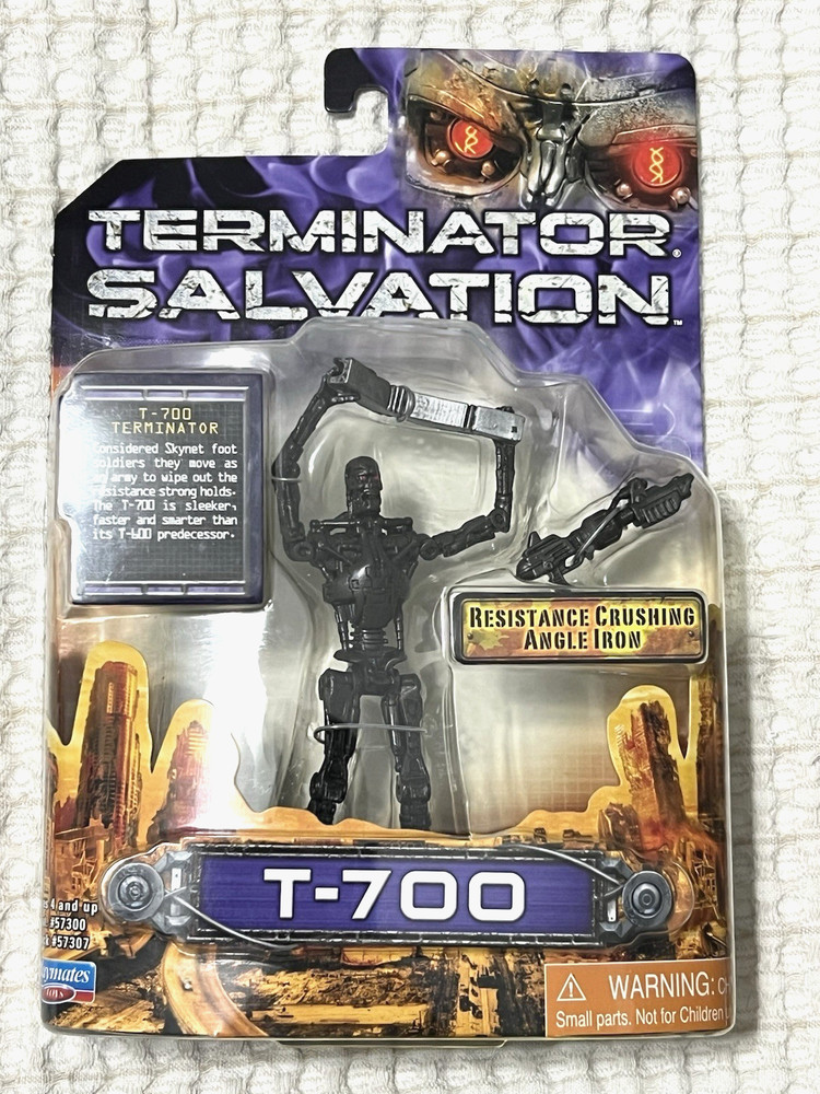Terminator Salvation Hunter Killer T-700 Action Figure 2009 Playmates – NEW