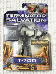 Terminator Salvation Hunter Killer T-700 Action Figure 2009 Playmates – NEW