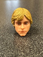 STAR WARS BLACK SERIES 6″ Scale SKYWALKER STRIKES (HEAD ONLY) MINT (LUKE) Hasbro