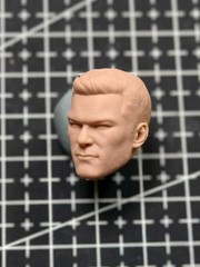 1/12 1/4 1/6 1/18 Unpainted Alan Ritchson Head Carved Model Toys