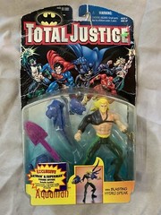 Total Justice: AQUAMAN Action Figure! 1996 NIB