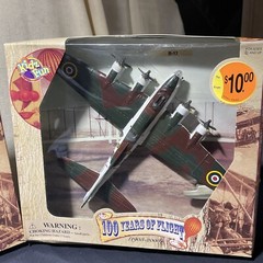 P-38 Lightning/B17/DOUGLAS DC-7 N324AA 100 YEARS OF FLIGHT KIDZ FUN LOT OF 4