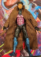 VTG. ToyBiz Marvel Legends Collectors Gambit X-Men figure w/ cloth coat