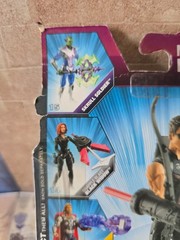 THE AVENGERS MARVEL’S HAWKEYE ACTION FIGURE MOVIE SERIES HASBRO #13 NEW SEALED