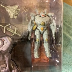 Pacific Rim Striker Eureka 4” Action Figure / Comic Book . NIB