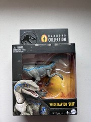 DAMAGED BOX Jurassic World Hammond Collection Blue Velociraptor Figure