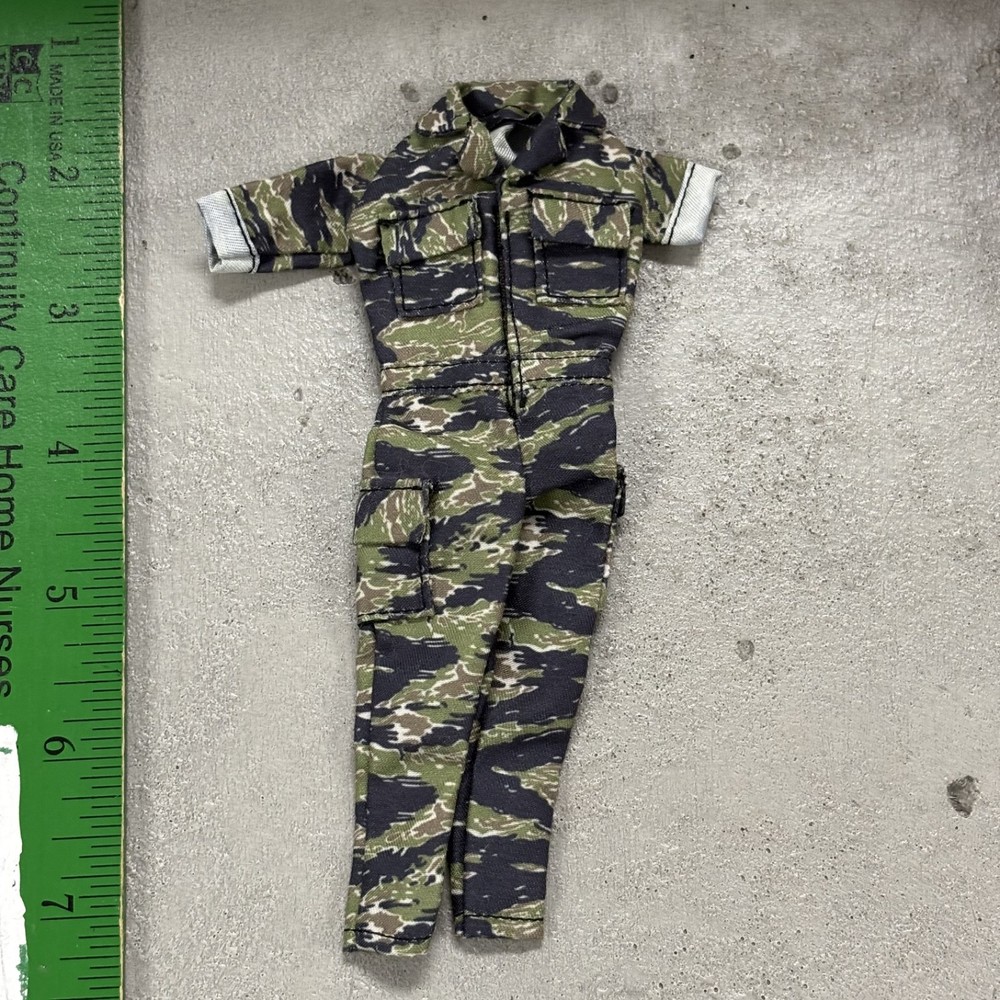 SU-CH-MLT-GRN: 1/12 Green Camo military uniform for 6″ medium to slim body