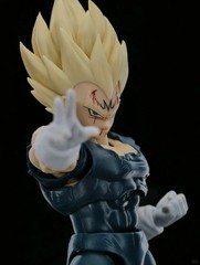 Black Hole x TK Custom SSJ Majin Vegeta Battle Damage Super Saiyan 3.0 Figure