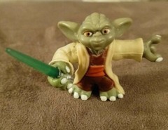 Star Wars Yoda Galactic Heroes 1.5″ Figure w/Green Lightsaber 2011 Hasbro