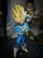 VF In stock 33cm Dragon Ball Z SSJ3 Vegeta Model Super Saiyan 3 Vegeta Action Fi