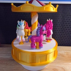 Unicorn Carousel, rotates and unicorns move up and down, 3D Printed Items