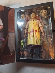 Leatherface The Texas Chainsaw Massacre 7″ Horror Moive Action Figure Neca