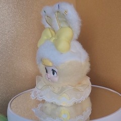 NOMMI BABY SWEETHEART BUNNY CHARM- Confirmed Pudding Cream! 💛🐇💛