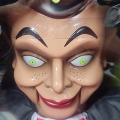 Goosebumps – Slappy Dummy Prop- Trick or Treat Studios – Damaged Box