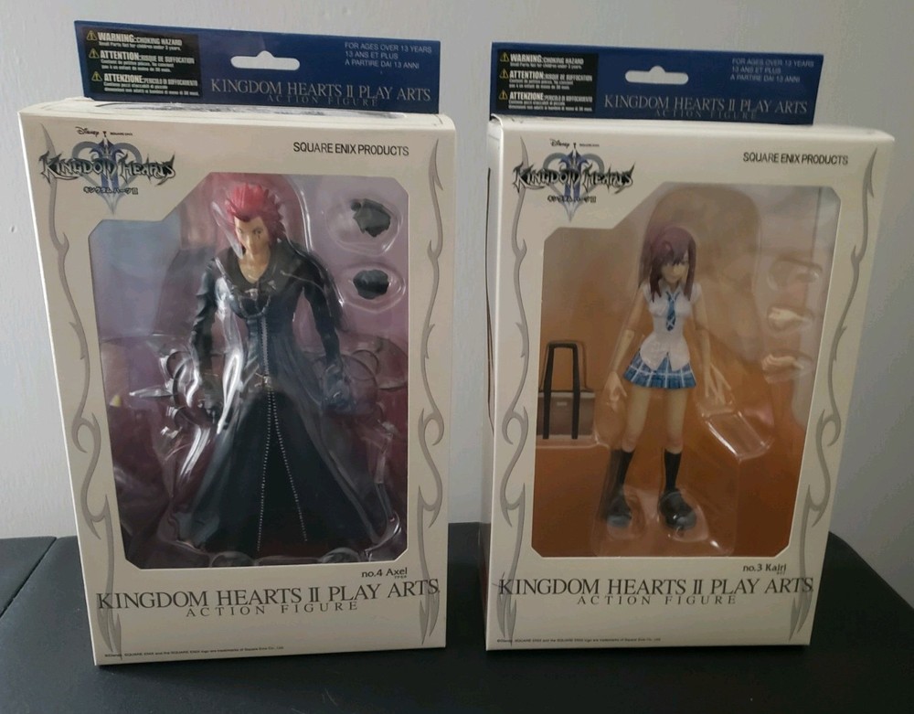 Kingdom Hearts II Kairi and Axel Play Arts Action Figures Square Enix Disney