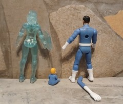 Marvel Fantastic Four 4 First Steps Invisible Woman W/ Baby Mr. Fantastic 3.75″