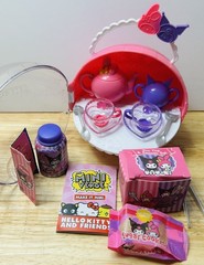 Miniverse Hello Kitty & Friends Make It Mini Series 4 My Melody & Kuromi Tea Set