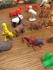 Bag of Wild animal kingdom Figures Model Toys New Plastic 53 pieces, zoo animals