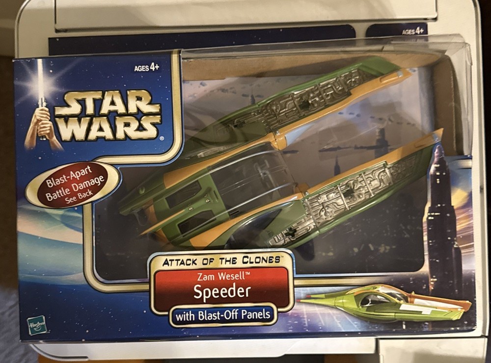 Hasbro Star Wars Saga Collection 2002 Attack of The Clones Zam Wesell’s Speeder