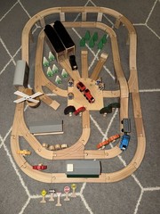 100 Piece SET ! THOMAS FRIENDS TRAIN WOODEN RAILWAY 1992 , #99402 !