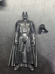 13 Star Wars figures ranging in size and origin see description for details!