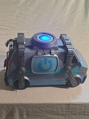 Fortnite Large Vending Machine With Many Accessories See Description