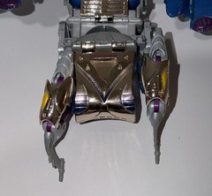 Transformers Beast Wars Transmetals Heroic Maximal Depth Charge Incomplete