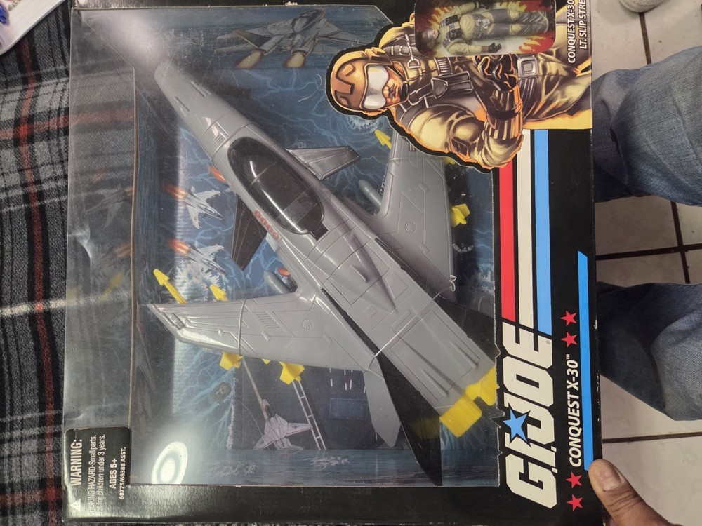 G.I. Joe 25th Anniversary Conquest X-30 Target Exclusive with Slipstream