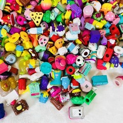 Lot Of 400+ Shopkins Figures Mixed Season Unsearched 4lbs 5oz