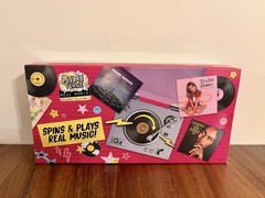 MGA’s Miniverse Real Vinyl Music Record Player NEW SHIPS TODAY