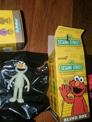 U Pick ELMO Super 7 ReAction Figure Sesame Street Wave 4 GOLD GLOW GREEN or RED