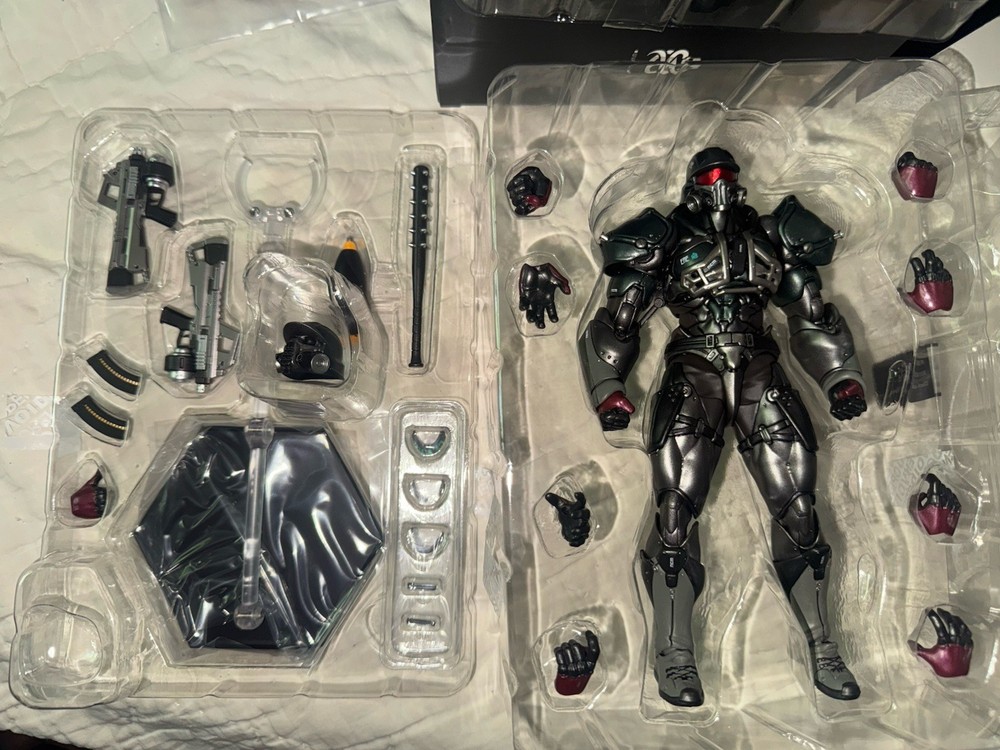 SEXY ICE 2019 PURE.ICE × VERMIN SERIES- UNKVAL SMASHER-ANACONDA STRIKE revoltech