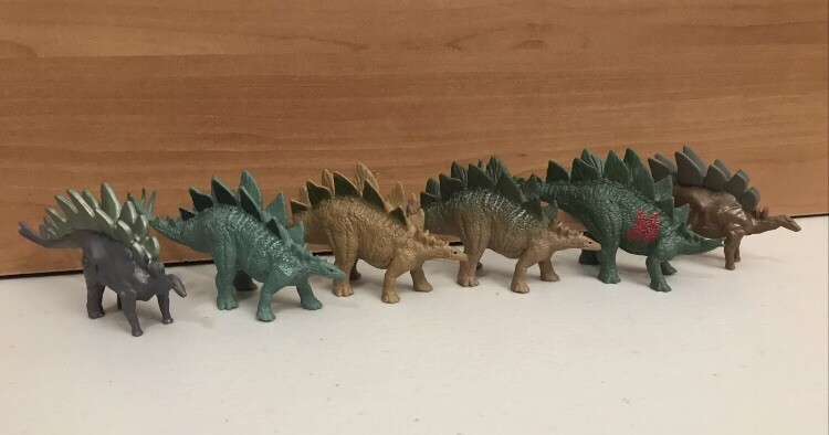 6 Jurassic World Park Mini Action Dino STEGOSAURUS Super Colossal Dinosaur Toy